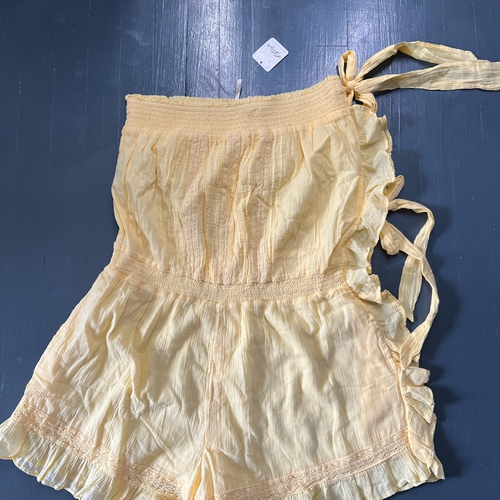 Yellow Ruffled FREE PEOPLE ROMPER XL - Picture 5 of 7